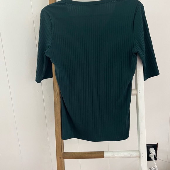 Green shirt sleeve blousee - Picture 3 of 3